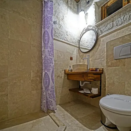 Naraca Cave House 2*
