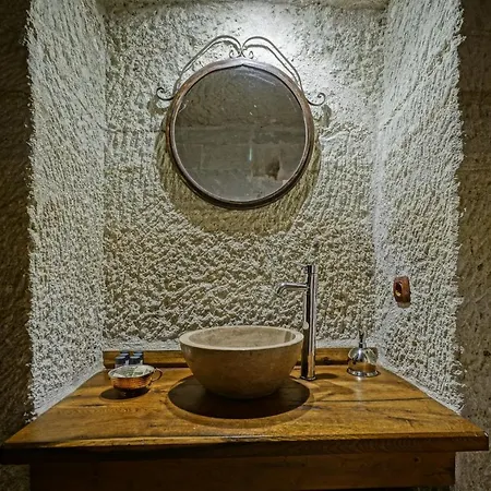 Naraca Cave House 住宿加早餐酒店 2*