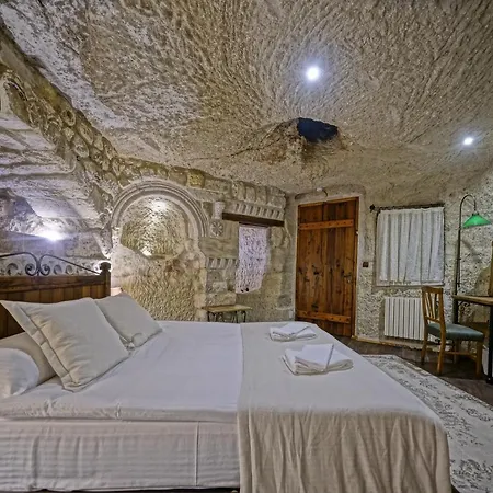 Naraca Cave House 格雷梅