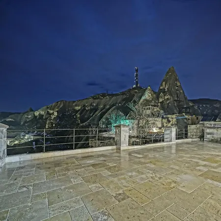 Naraca Cave House Bed & Breakfast 2*
