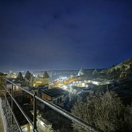 Bed & Breakfast Naraca Cave House 4*