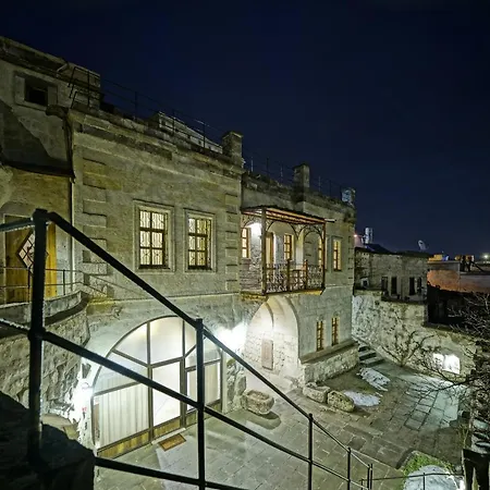 Naraca Cave House